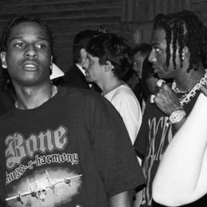 Tìm kiếm đối tác và khách hàng