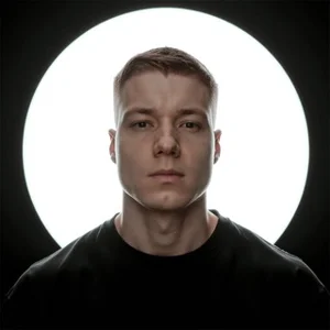 The Happy Traffic Arbitrager